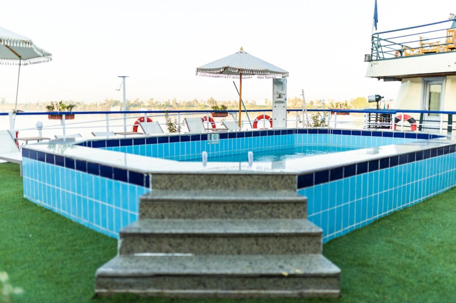 Luxor Aswan Coral 2 Nile Cruise Every Saturday From Luxor 4 Nights & Every Wednesday From Aswan 3 Nights Eksteriør bilde
