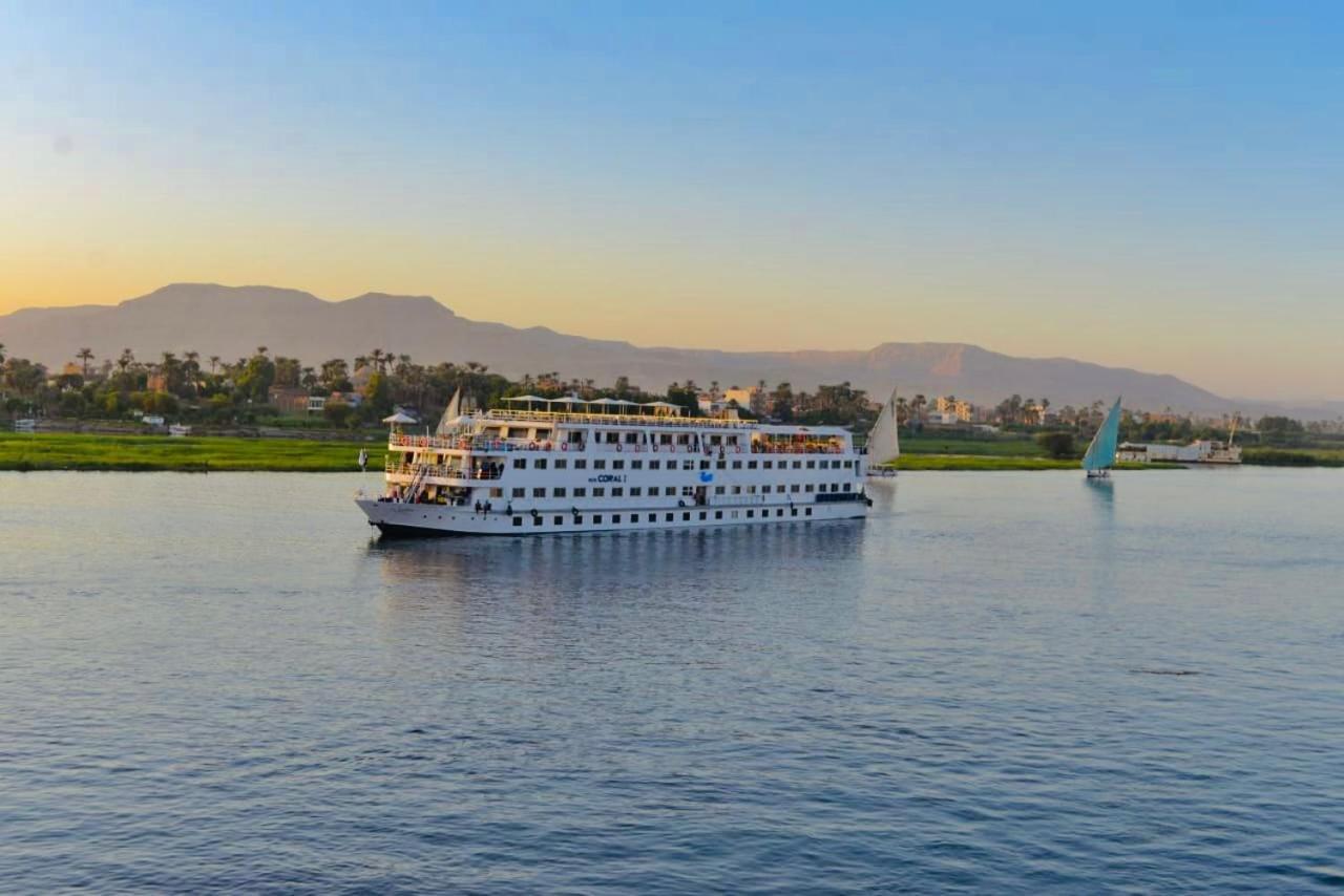 Luxor Aswan Coral 2 Nile Cruise Every Saturday From Luxor 4 Nights & Every Wednesday From Aswan 3 Nights Eksteriør bilde